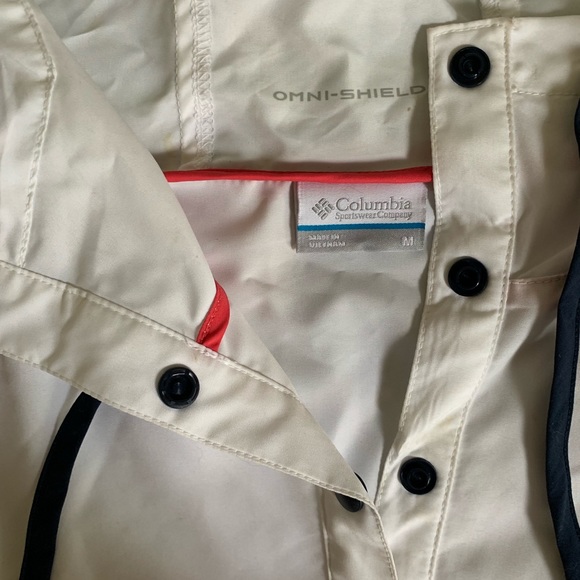 Columbia pullover windbreaker - Picture 2 of 3